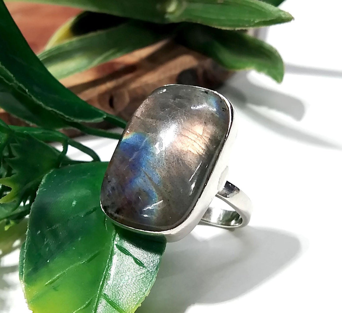 Natural Purple Fire Labradorite Gemstone Ring, Specrtolite Labradorite Ring, 925 Solid Sterling Silver Ring, Amazing Design Labradorite Ring