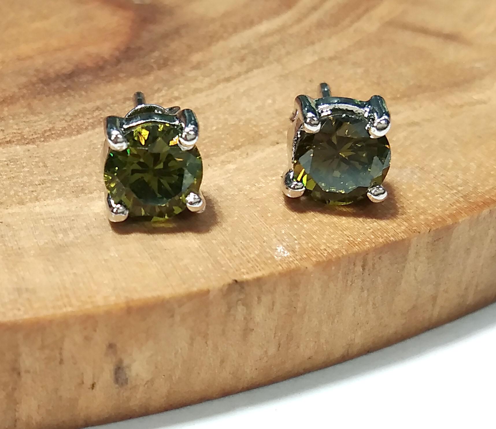 Natural Peridot Gemstone Stud Earring, 925 Starling Silver Jewelry Earring, Peridot Gemstone Round Shape Stone Size 7x5mm Gift For Her