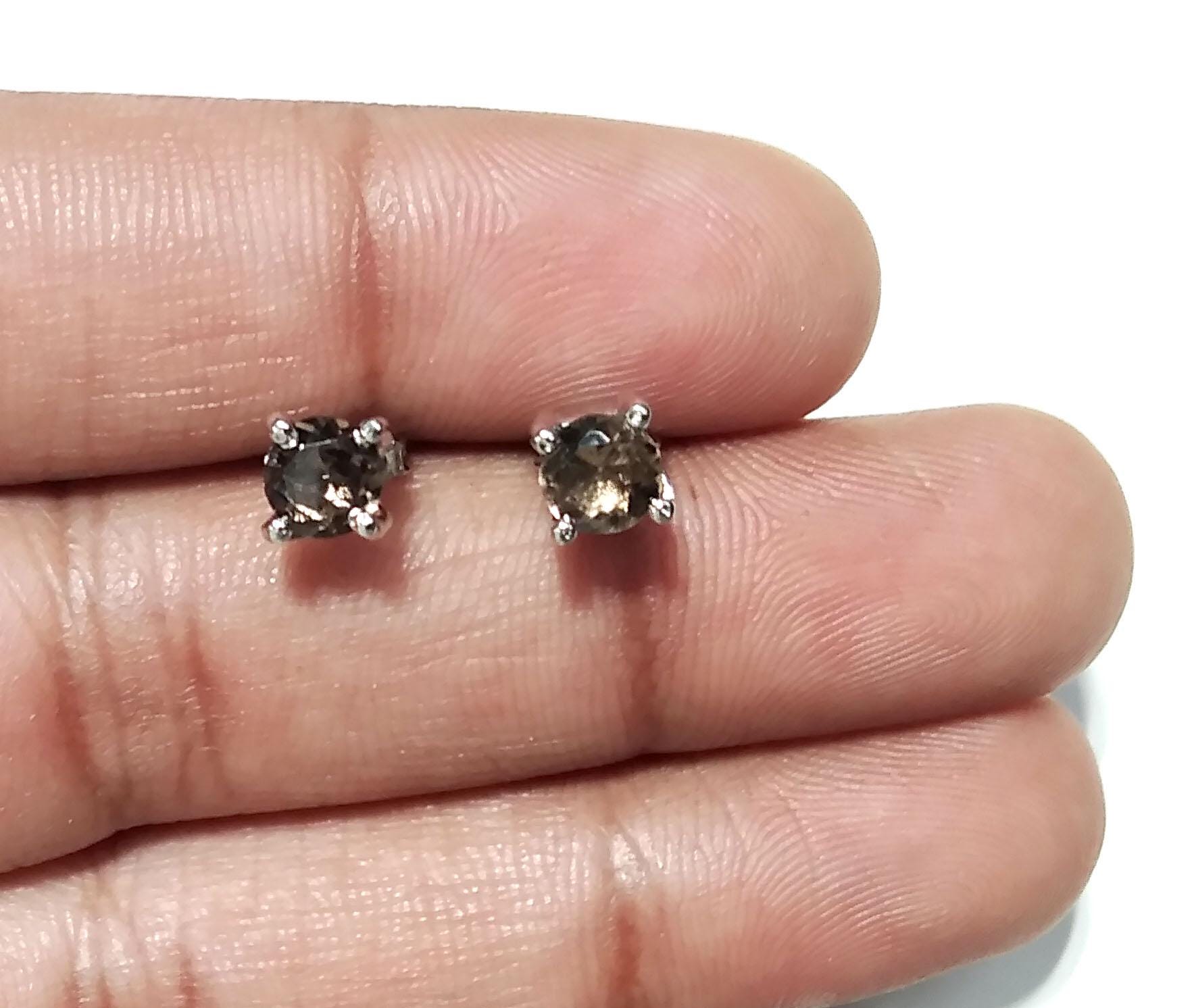 Natural Smoky Quartz Stud Earrings, 925 Starling Silver Earring Jewelry, Smoky Quartz Gemstone Round Shape Stone Size 5x5 mm Gift For women.