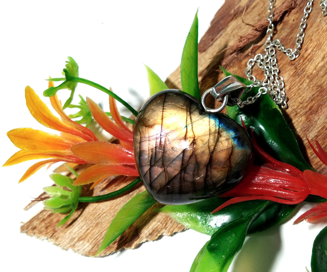 Natural Labradorite Stone Pendant Necklace,925 Sterling Silver Chain Necklace Pendant Top Purple Multi Fire Labradorite Gift Pendant Jewelry