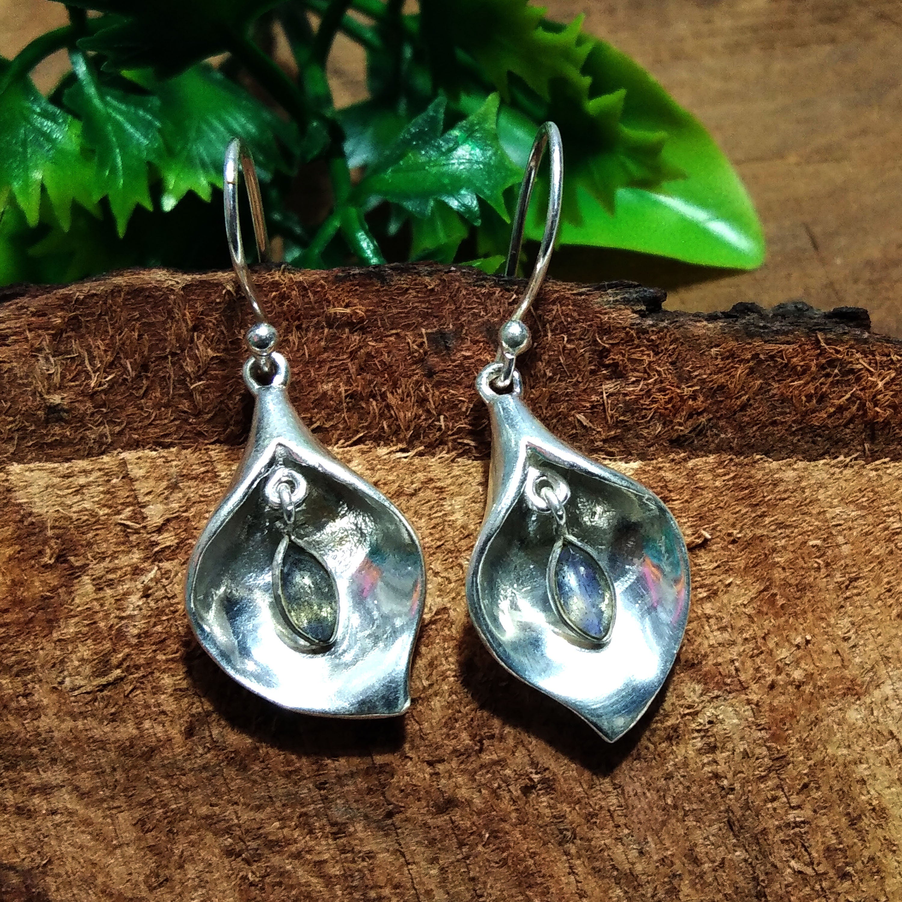 Labradorite Earring, Very Beautiful Nice Design 925 Starling Silver Earring, Silver Stylish Good Making Earring, For Gift Wedding Etc.