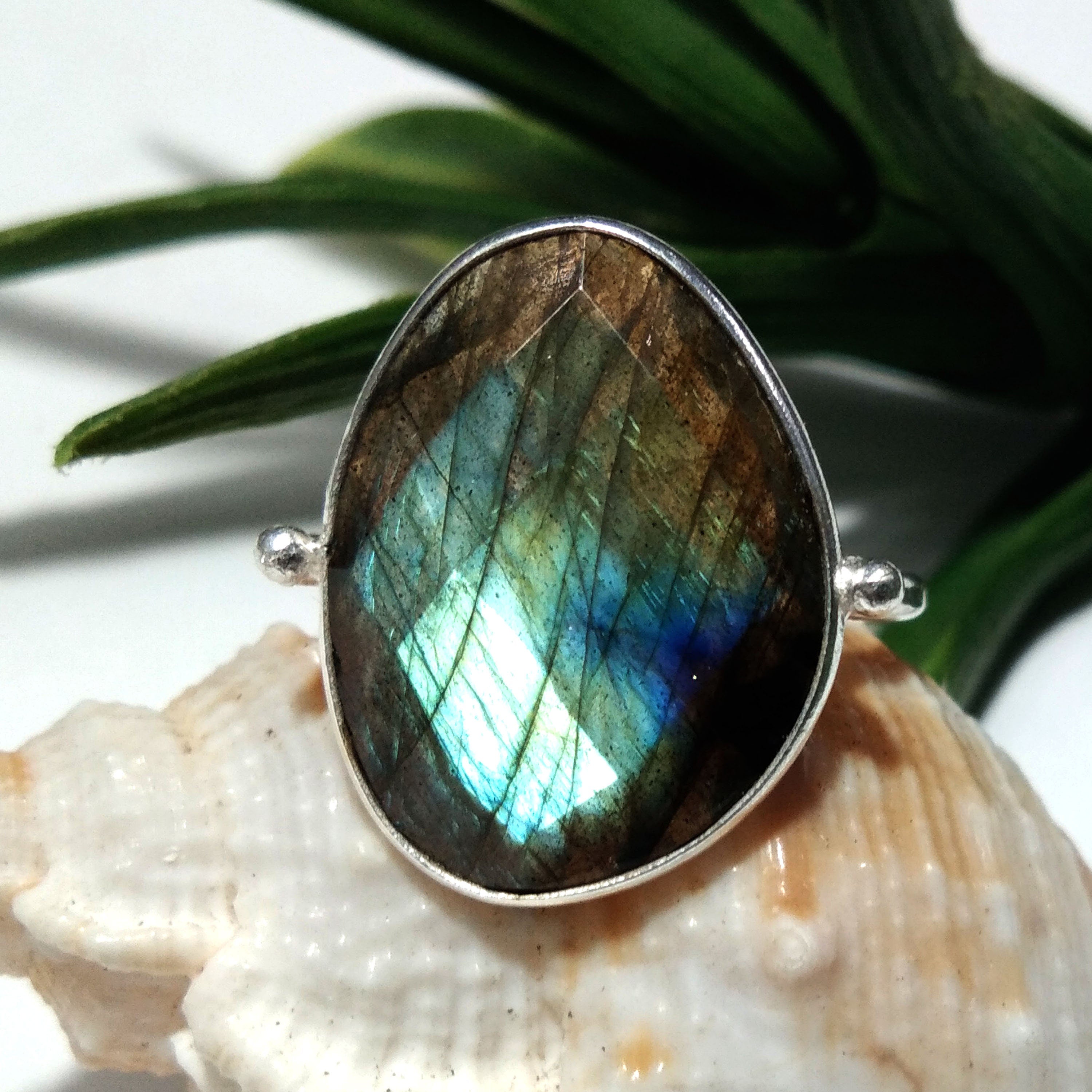 Natural Labradorite Checker Cut Stone Ring, 925 Starling Silver Ring, Stone Size 20x15 mm Green Fire Labradorite Ring, Gift Birthday Ring