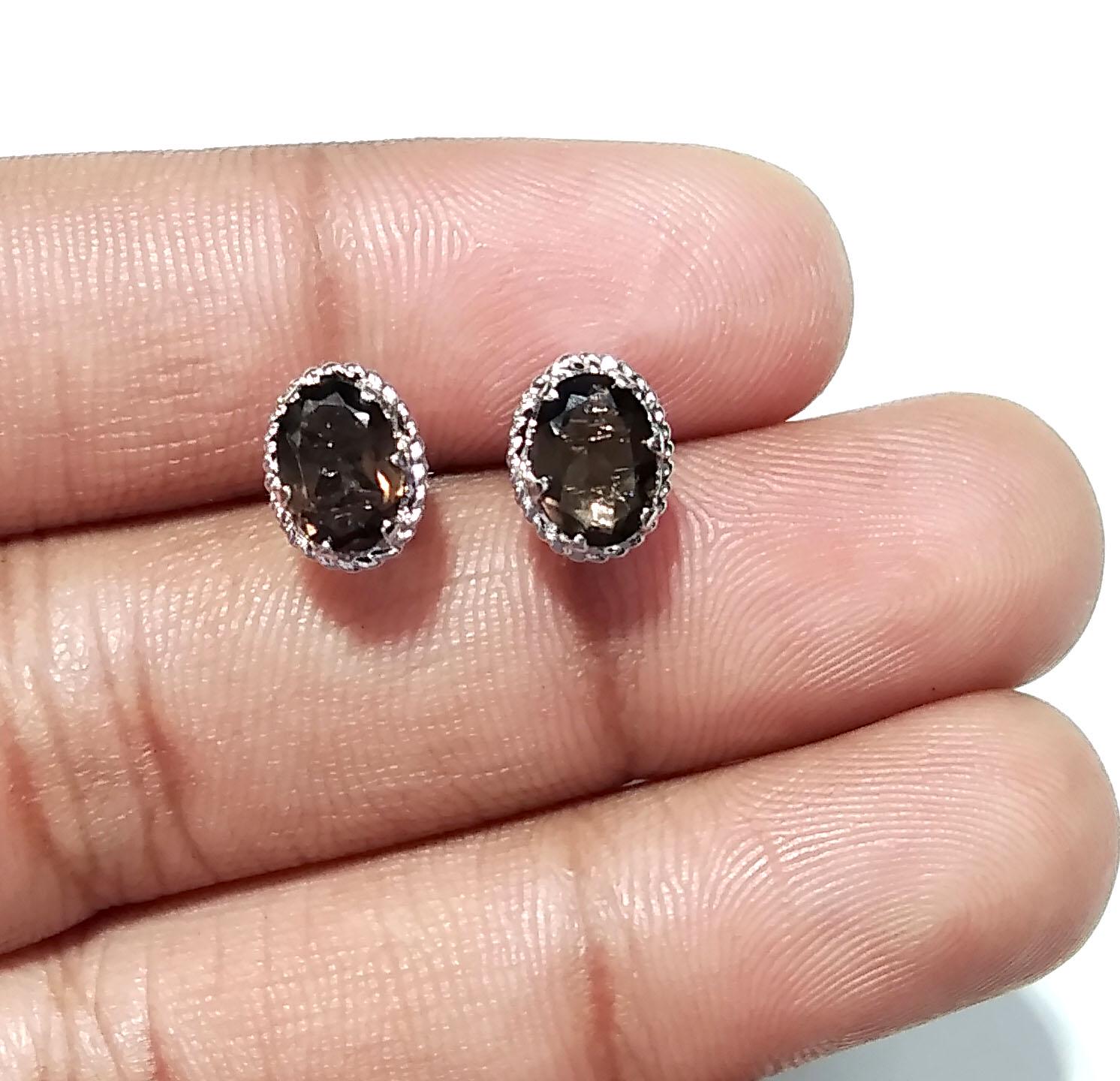 Natural Smoky Quartz Stud Earrings, 925 Starling Silver Earring Jewelry, Smoky Quartz Gemstone Oval Shape Stone Size 7x5 mm Gift For women.
